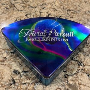 Parker Bros & Hasbro 1998 Trivial Pursuit Millennium Edition Family Boar…